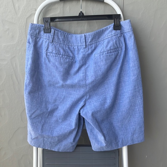 Talbots Chambray Perfect Short Blue 10P - Picture 2 of 7